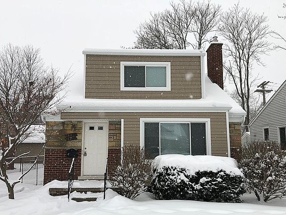 2nd image of 507 Catalpa Dr