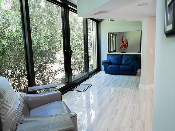 4th image of 5700 Coach House Cir APT D