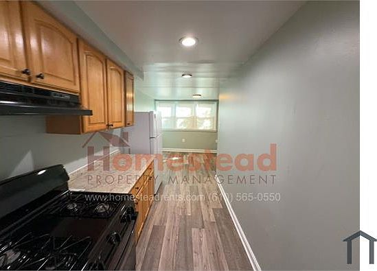 1st image of 209 Hamilton Ave