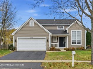 3161 Hopewell Dr, Aurora, IL