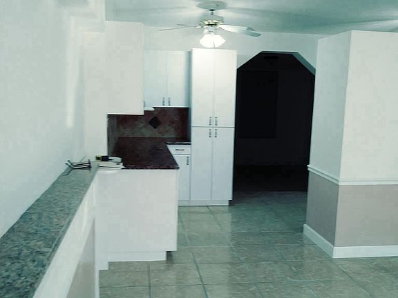 4th image of 6007 N Clark Ave