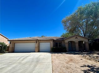 1742 Thomas Dr, Lancaster, CA 93535