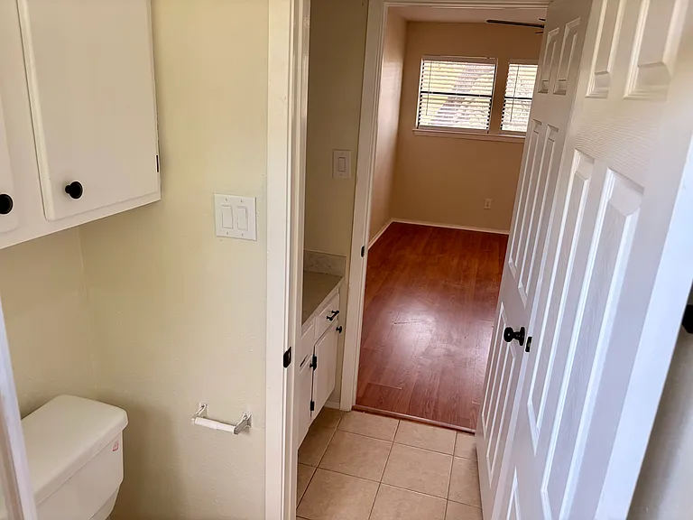 8301 Bradford Edward Cv — Photo 27