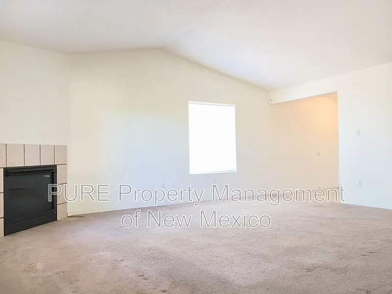 5609 Crown Ridge Rd NW — Photo 7