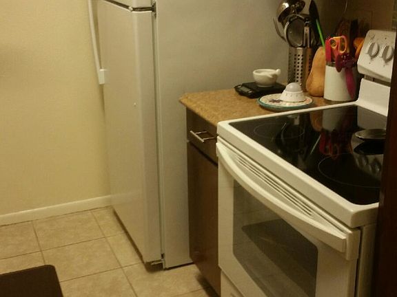 5th image of 8435 Hearth Dr APT 21