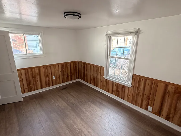 31 N Wayne Ave — Photo 3