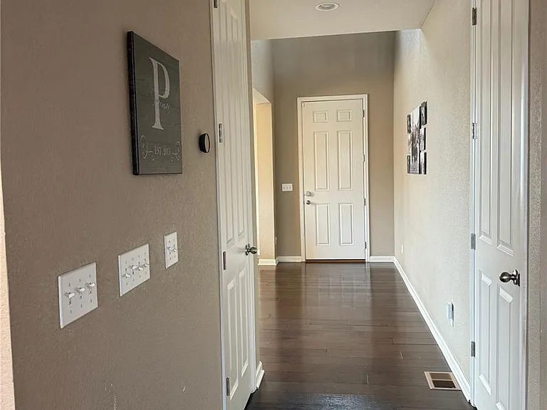 10522 Sierra Ridge Dr — Photo 11