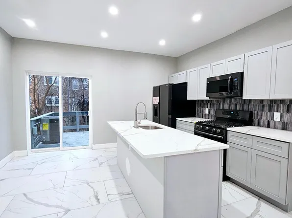 5624 Crowson St, Philadelphia, PA 19144