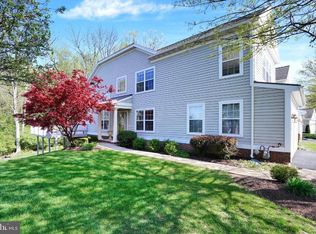 418 Oak Hill Ln, Wyomissing, PA 19610