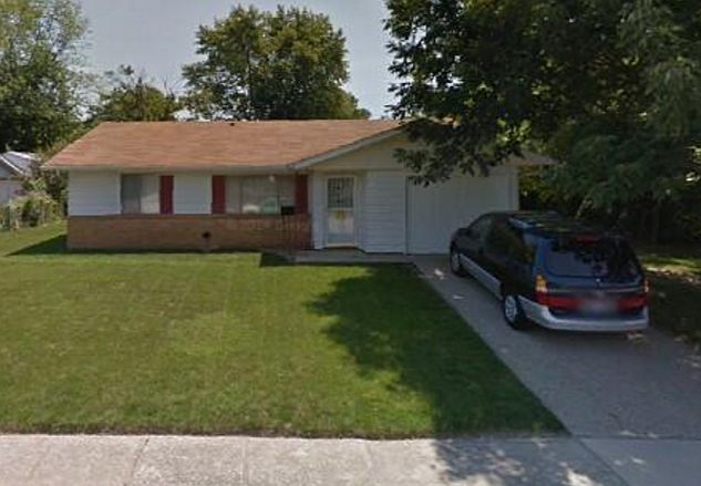 1st image of 2919 Centre Ct