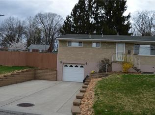 102 Richmore Dr, Verona, PA 15147