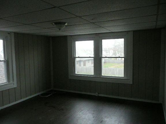 5th image of 329 N Denny St