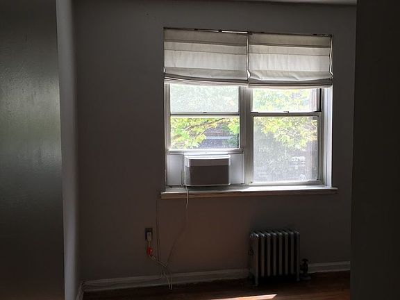 5th image of 459 Hudson St APT 2A