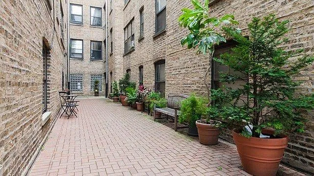 1011 Hull Terrace — Photo 1