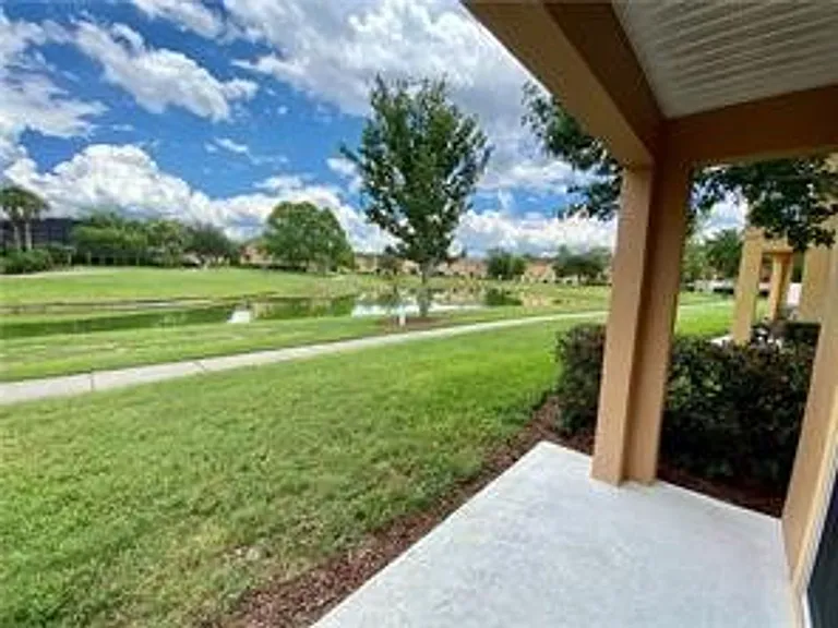 1751 Retreat View Cir — Photo 17