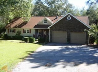 364 Currahee Point, Toccoa, GA 30577