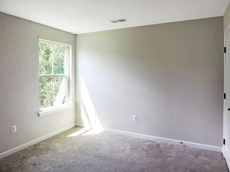 9166 Beechdale Ct — Photo 4