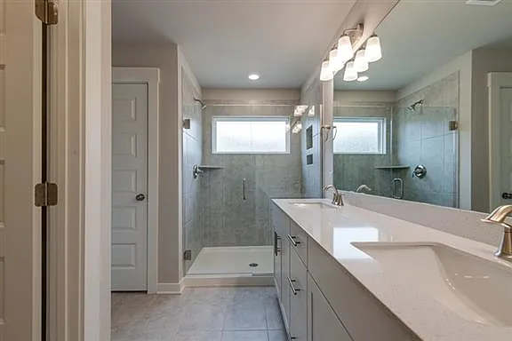 125 Picasso Cir — Photo 12