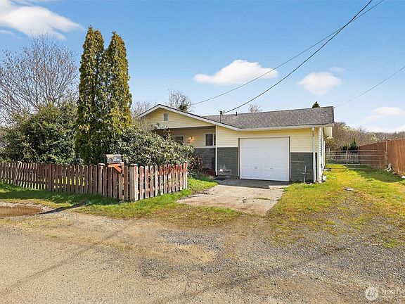 2nd image of 1010 Coolidge Road