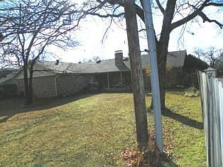 2nd image of 406 Aspen Rd