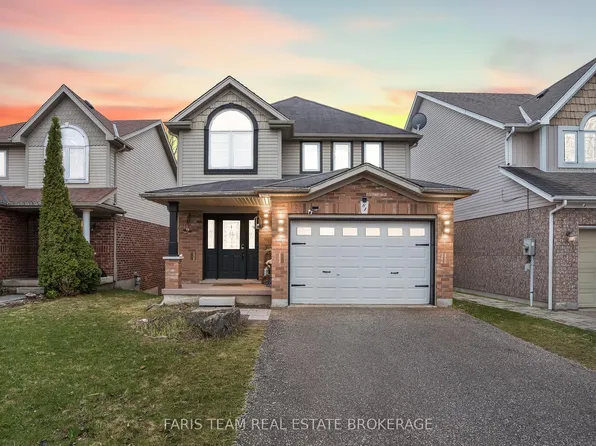 81 Wallace St, New Tecumseth, ON L9R 2G6