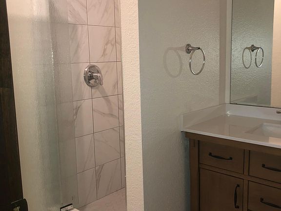 Master bedroom bathroom