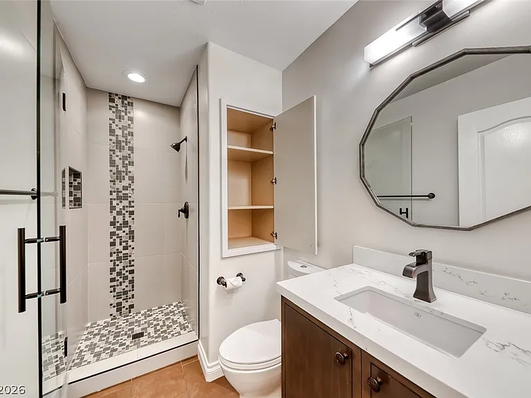 2122 Mooreview St — Photo 29