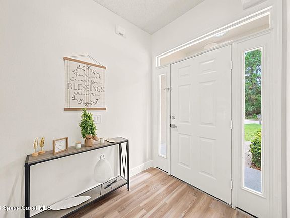 4th image of 663 Raleigh Rd SE