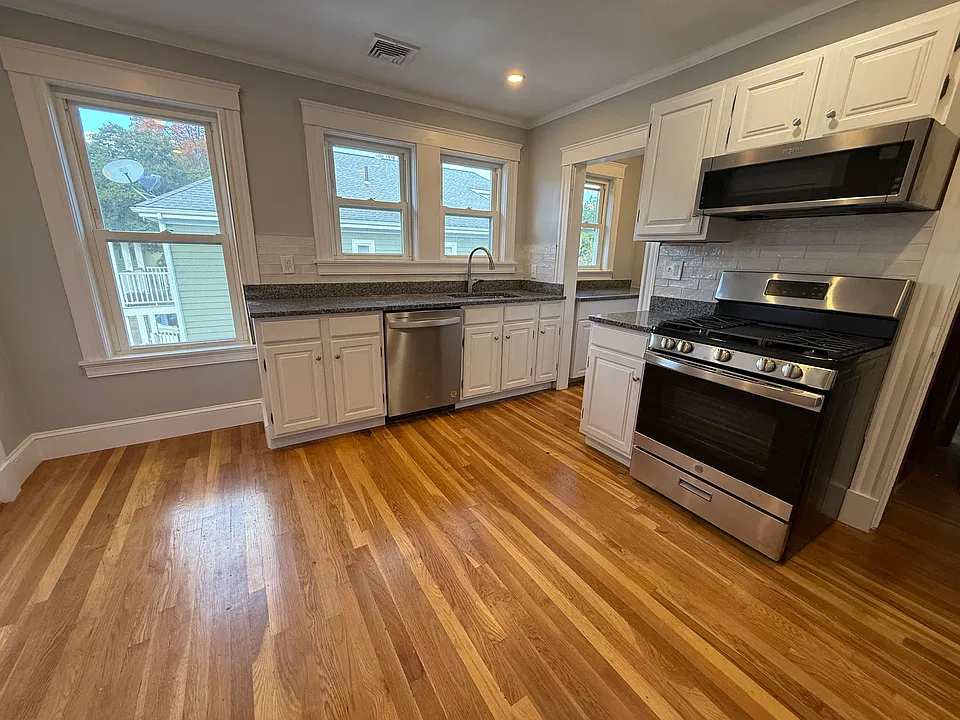 184-186 Palmer St #2