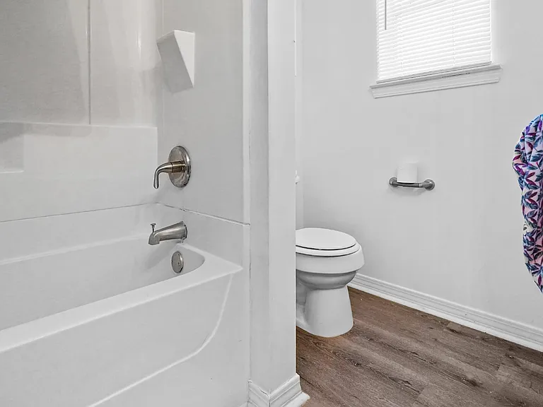 259 Benachi Ave — Photo 11
