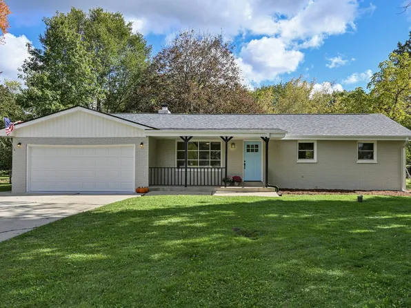 11446 North Glenwood DRIVE, Mequon, WI 53097