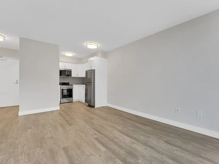 1655 Haro St — Photo 38