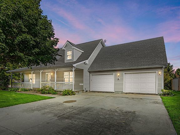 2nd image of 1522 Noble Quest Dr