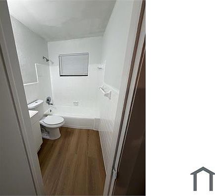 2nd image of 1221 NW 5th Ave #1