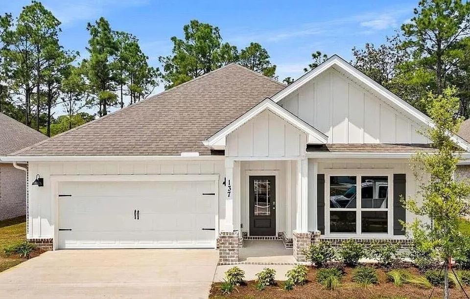 137 Holley Grove Ln
