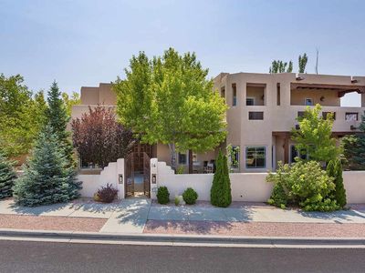 16 Camino Botanica, Santa Fe, NM, 87507