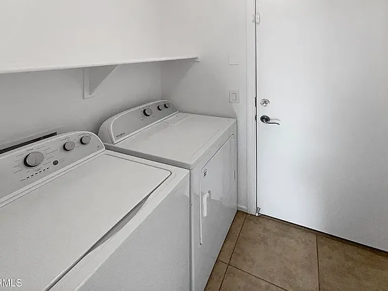 5751 S 21st Ter — Photo 20