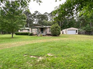 54 Moreland Dr, Greers Ferry, AR 72067