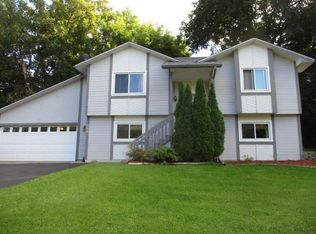 200 Mississippi Dr, Monticello, MN 55362