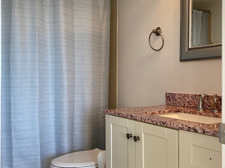 1600 Park Cir — Photo 31