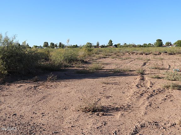 2nd image of 40818007 W Linda Vista Ln