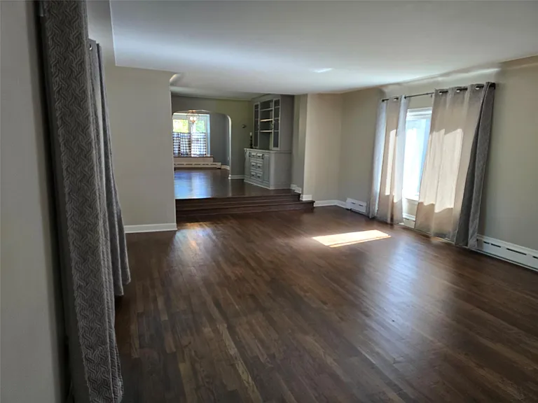 249 W Buell Rd E — Photo 53