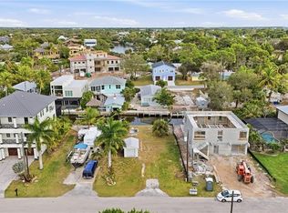 27578 Tarpon WAY, BONITA SPRINGS, FL 34134