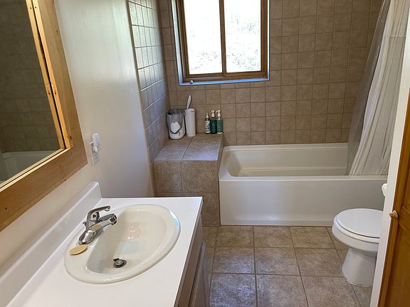 MAIN BATH