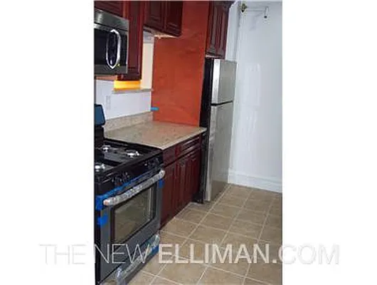 Sold by Douglas Elliman | media 15