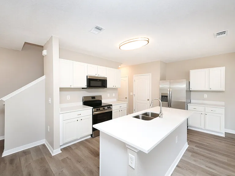 10430 Whispering Hammock Dr — Photo 6