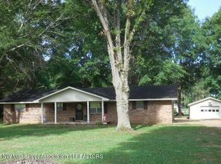 471 Brewer S D Rd #D, Coldwater, MS 38618
