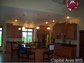 2nd image of 1109 E Langleyville Rd