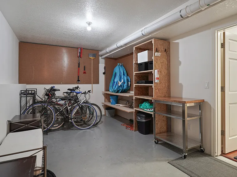 1207 Foxwood Pl — Photo 28