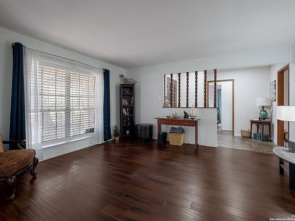 4th image of 3603 RICHWOOD DR